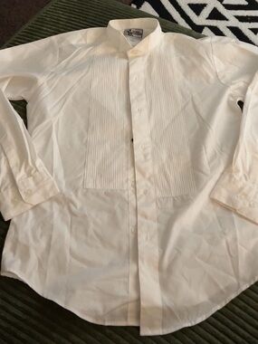 Boys Classic White Pleated Front Dress Shirt Sz 12